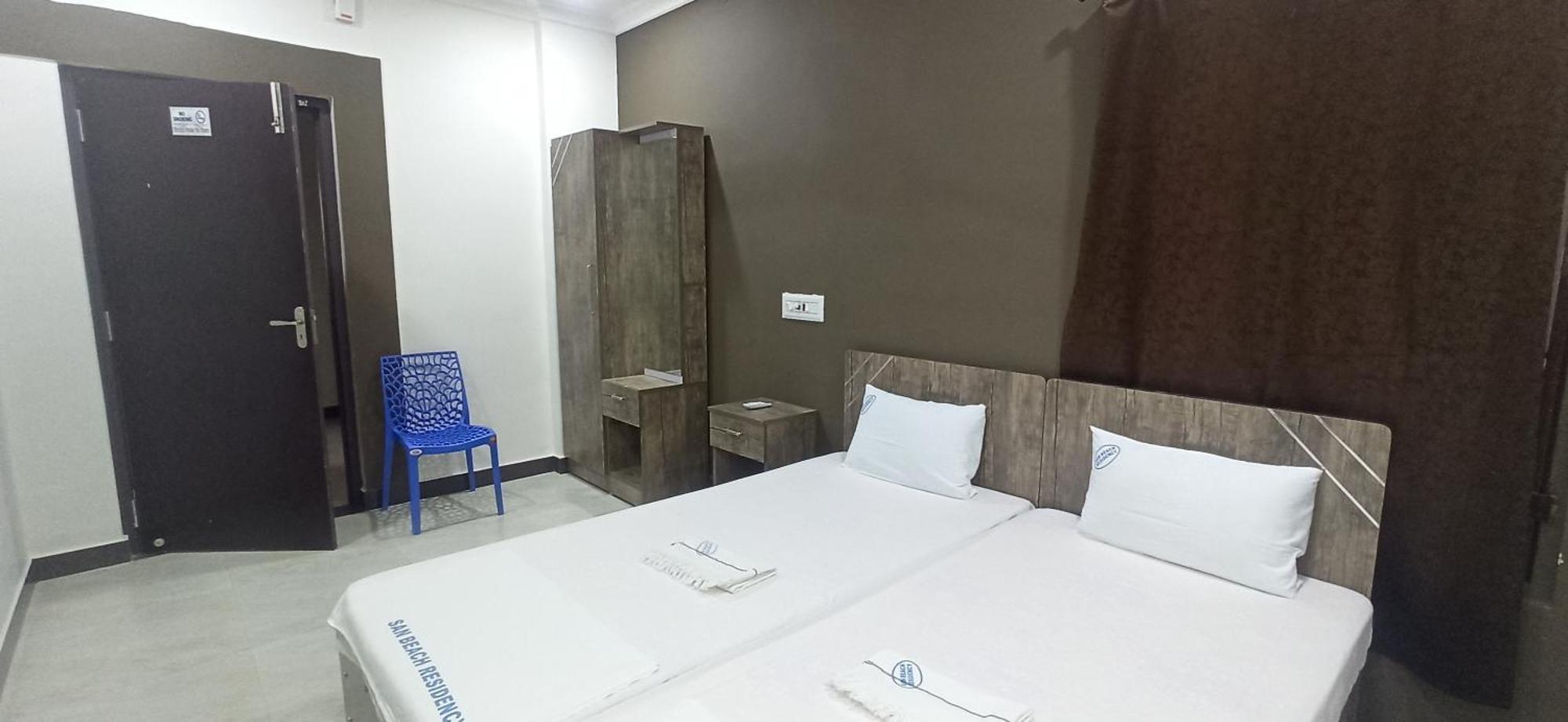 San Beach Residency Karaikal Esterno foto